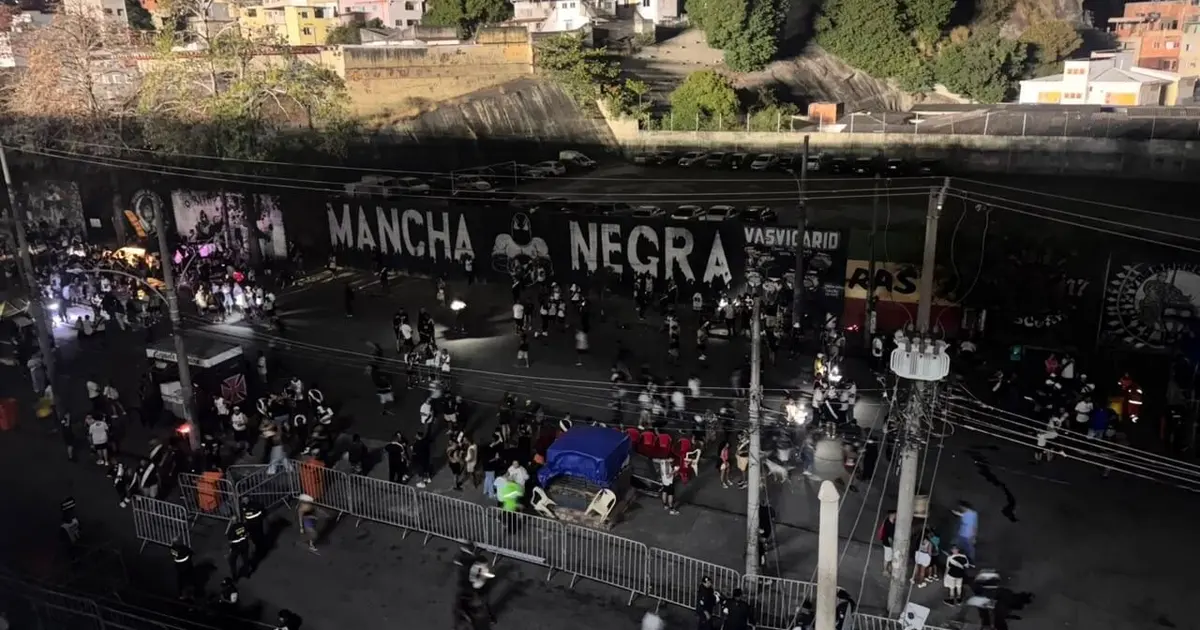 Ventania no Rio traz desafios para a torcida do Vasco em São Januário