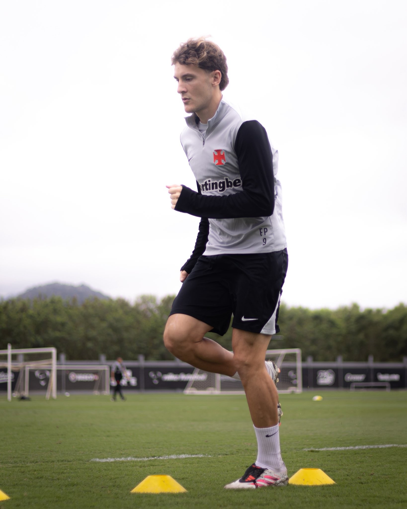 Vasco se prepara com garra para o duelo decisivo contra o Vitória na Copa do Brasil