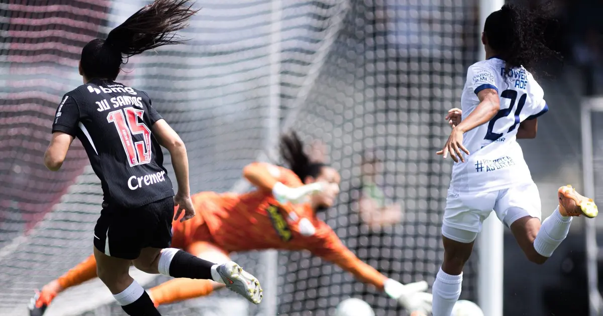 Vasco conquista o Brasileirão A2 Feminino com garra e emoção em São Januário